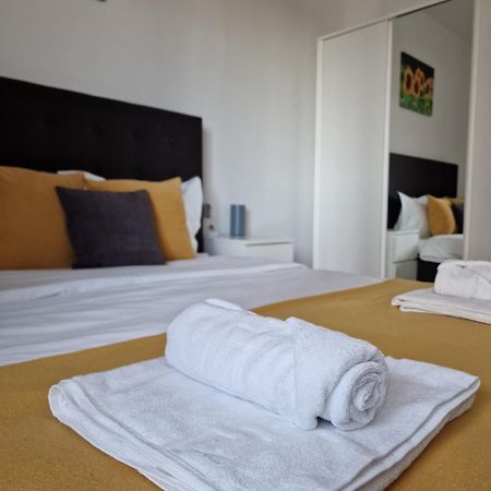 Vic Apartament 德罗贝塔-塞维林堡 外观 照片